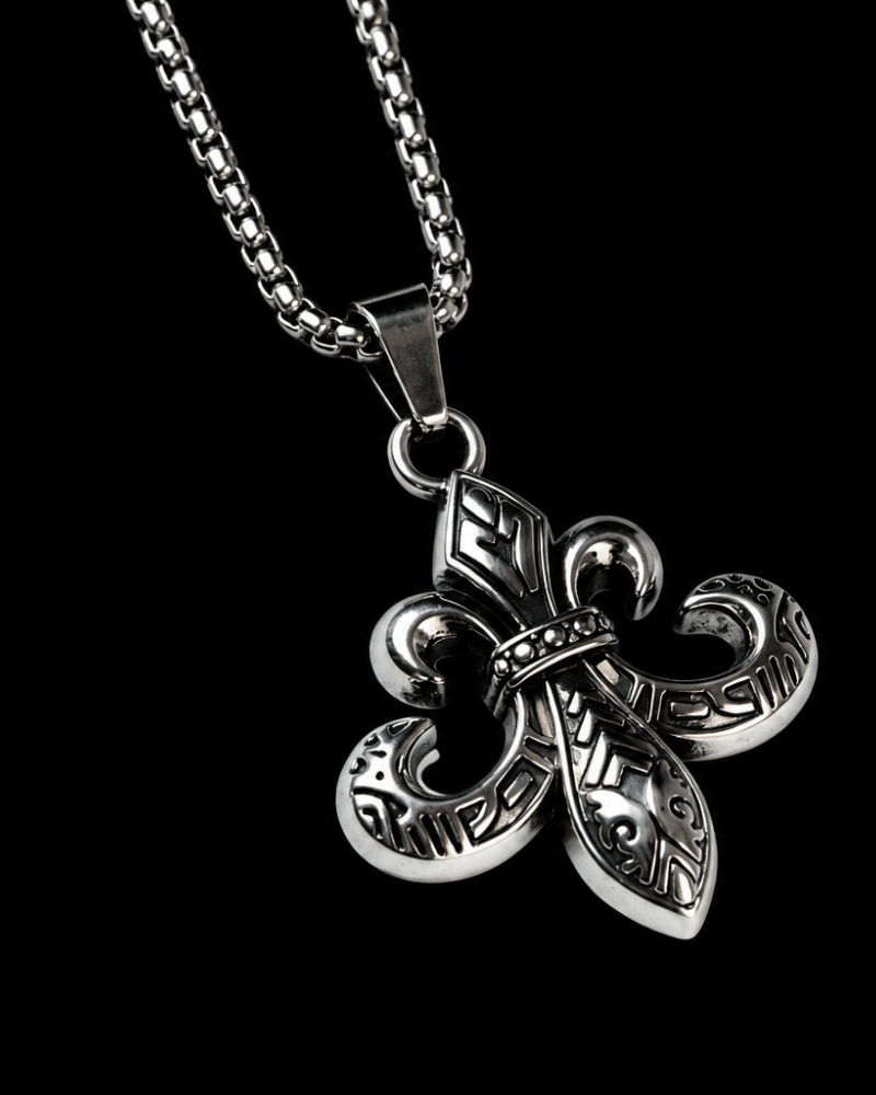 Royal Fleur Pendant
