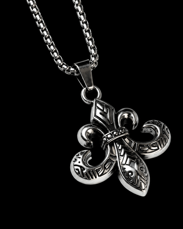 Royal Fleur Pendant