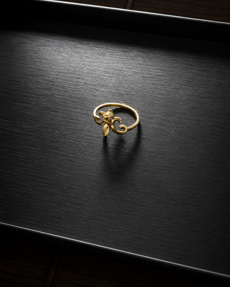 Golden Fleur Ring