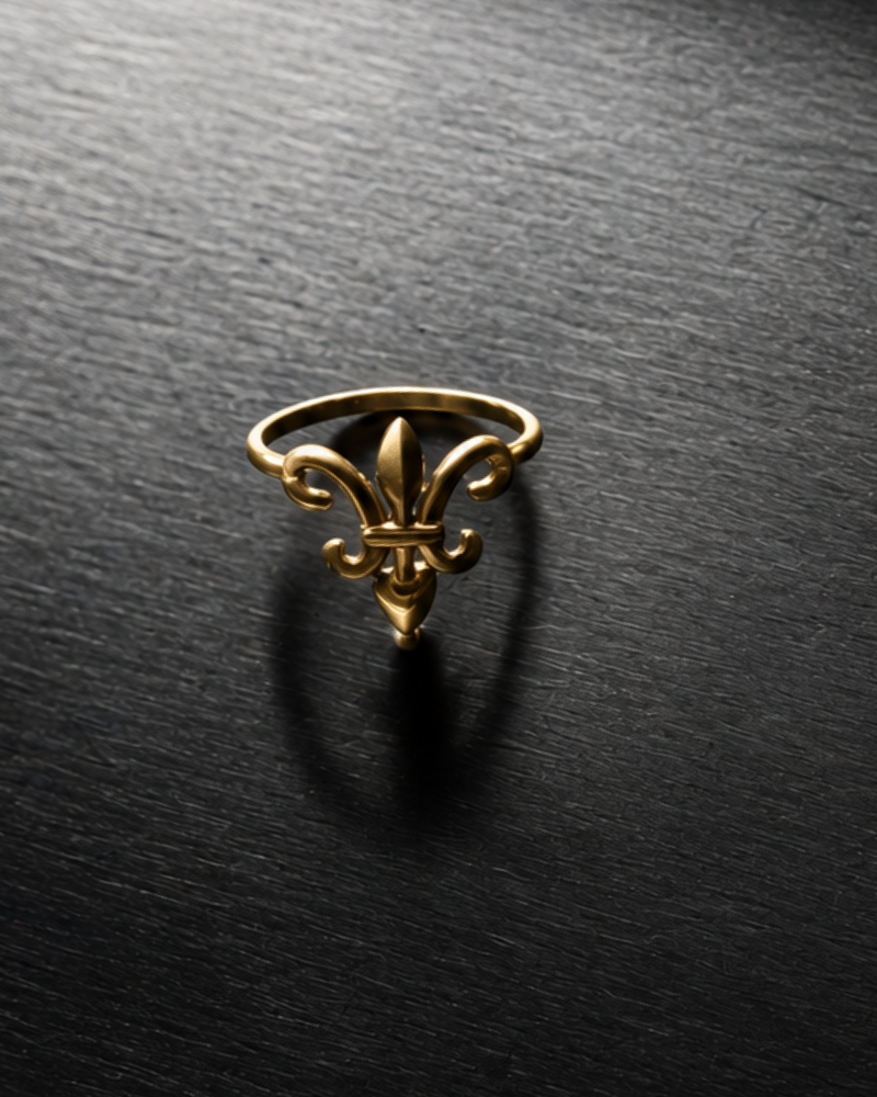 Golden Fleur Ring