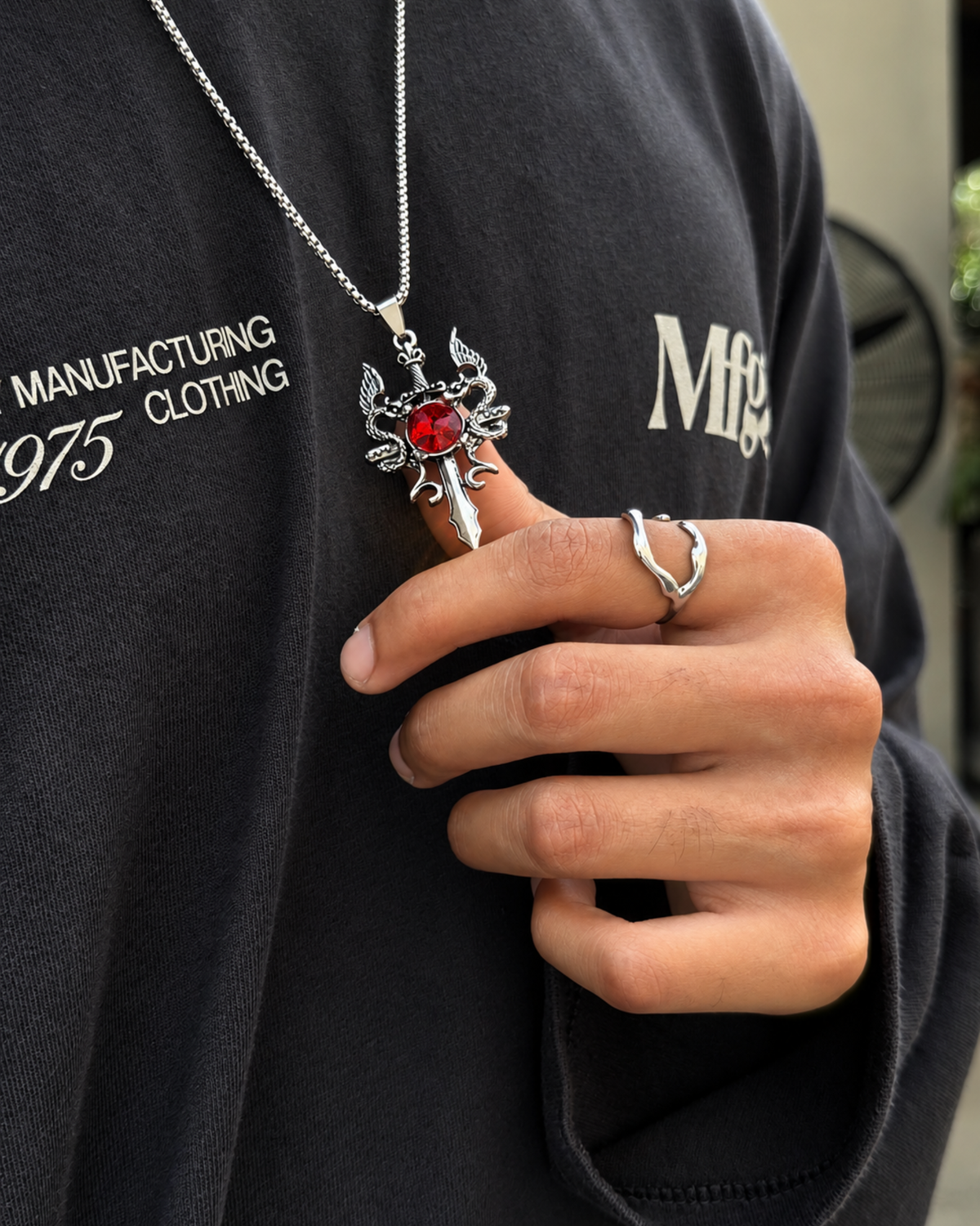 Crimson Serpentblade Pendant