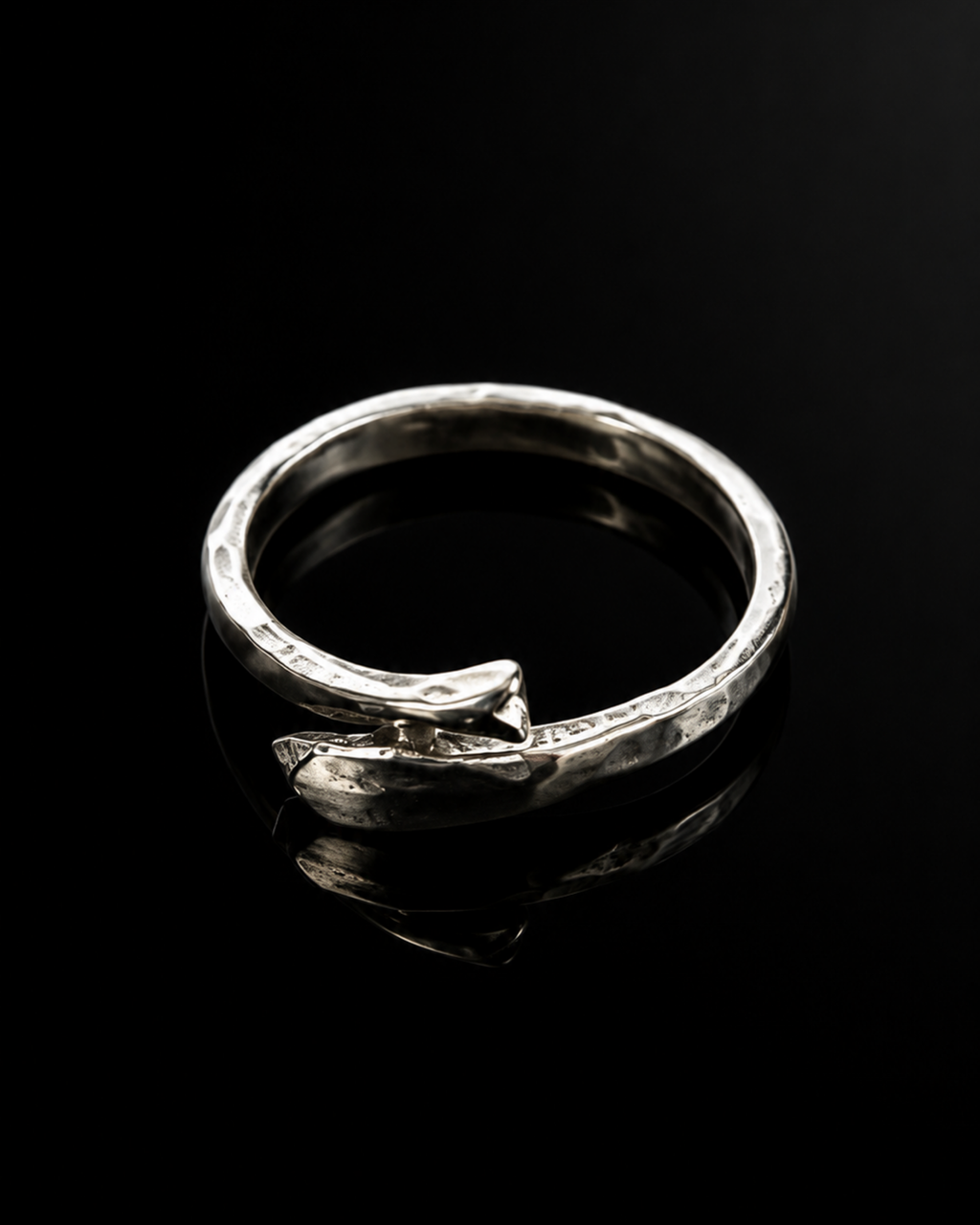Serpent Edge Ring